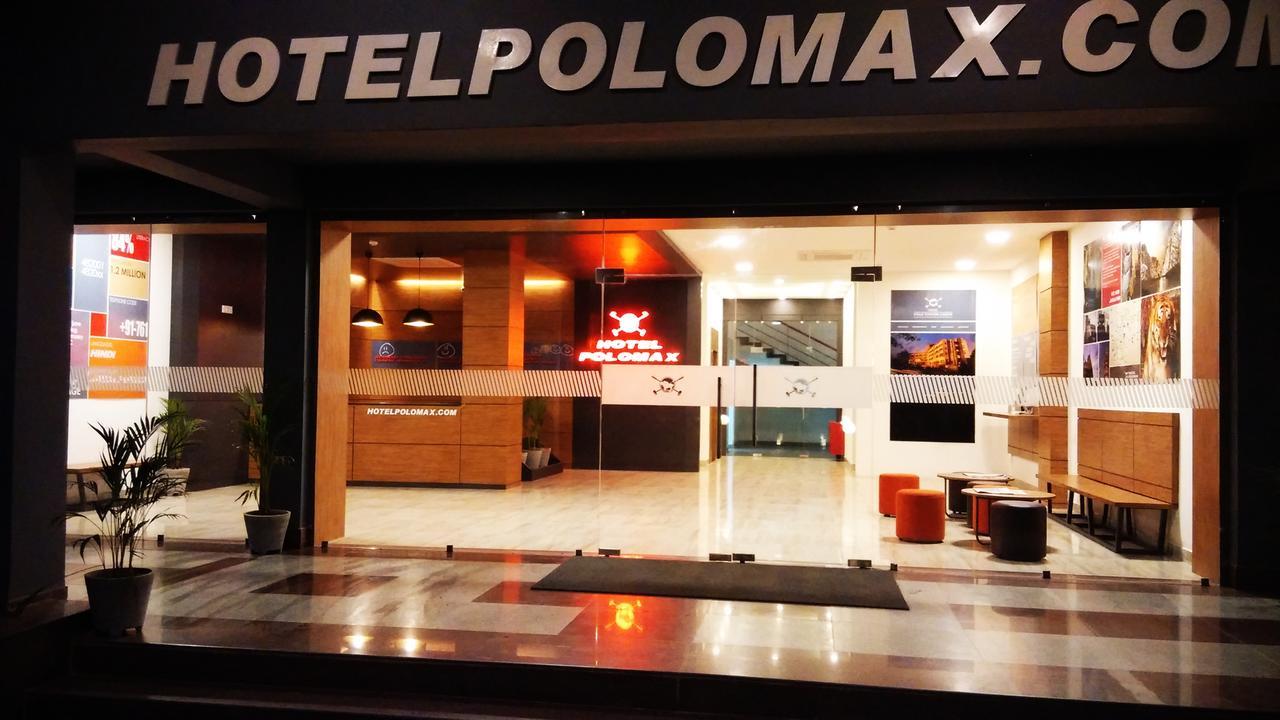 Max Hotels Jabalpur Bagian luar foto