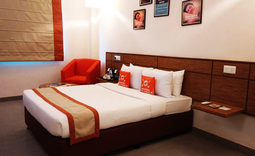 Max Hotels Jabalpur Bagian luar foto