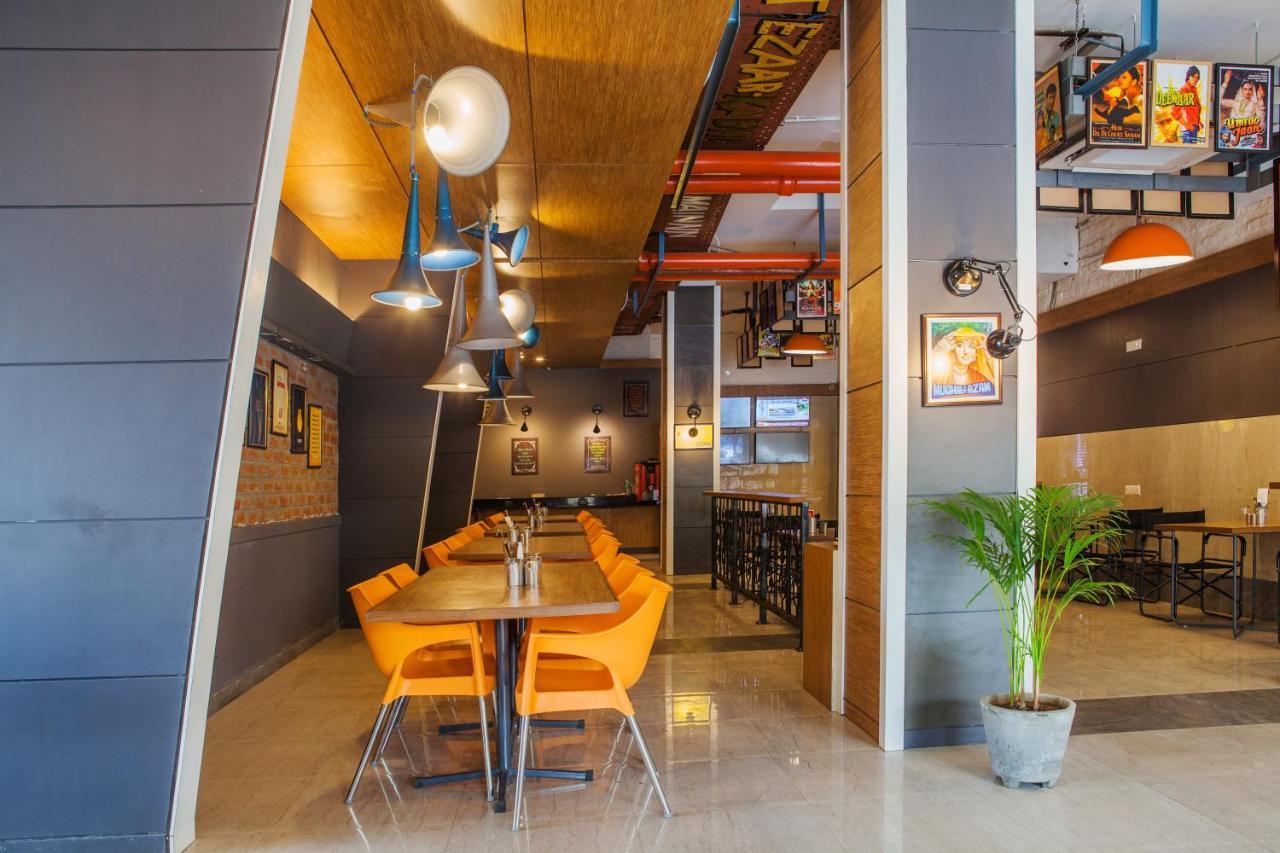 Max Hotels Jabalpur Bagian luar foto